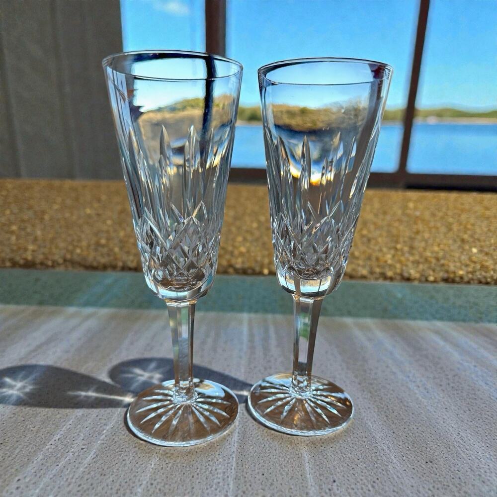 Vintage Set of 2 WATERFORD Crystal LISMORE Fluted Champagne Glasses 7 1/4" (A)
